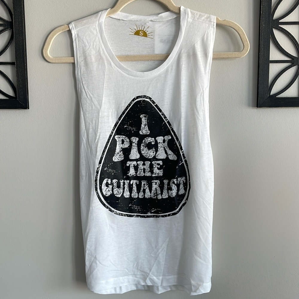 Mamie Ruth I Pick The Guitarist Tank. size S